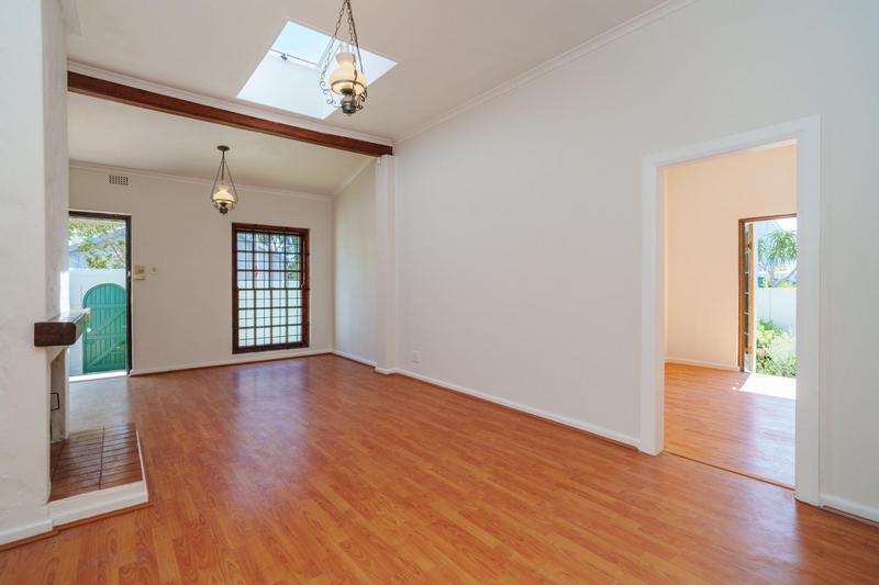 2 Bedroom Property for Sale in Kenilworth Western Cape